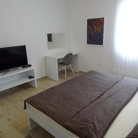 Lavanda Apartment Vinisce