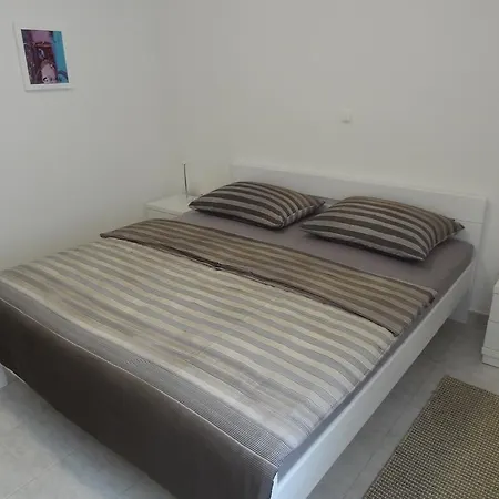 Lavanda Apartment *